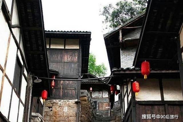 奥沙利文女友批评卡特：“卡特无法与奥沙利文争吵胜出。”